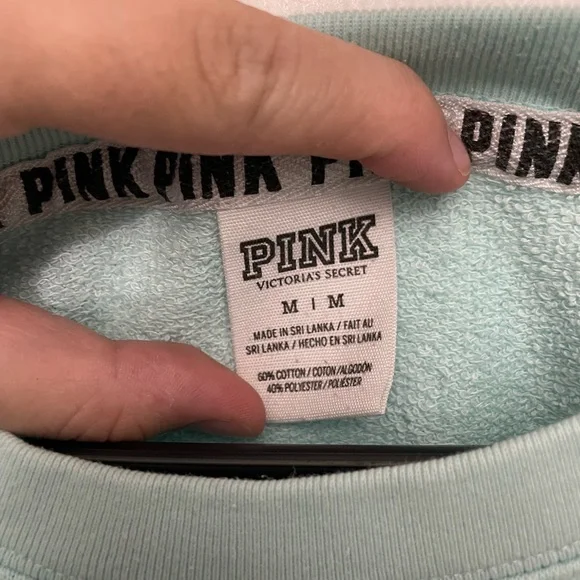 ❌SOLD❌ Pink Pullover/Heavy shirt - Picture 2 of 5